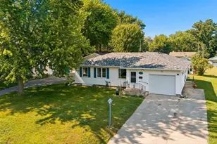 576 South St, Owatonna, MN 55060 - Photo 1
