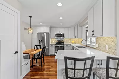 181 Cascade Court, Chanhassen, MN 55317 - Photo 12