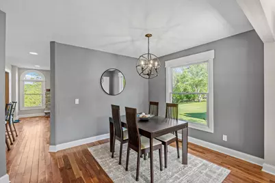 181 Cascade Court, Chanhassen, MN 55317 - Photo 10