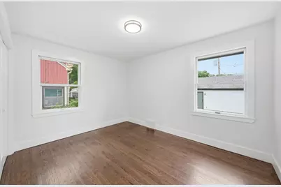 121 Frost Street W, South Saint Paul, MN 55075 - Photo 26