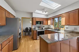 6015 Creek Ridge Ct, Minnetonka, MN 55345 - Photo 10