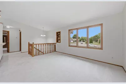14700 Embry Path, Apple Valley, MN 55124 - Photo 4