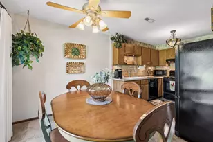 9558 Kingsview Ln N, Maple Grove, MN 55369 - Photo 6