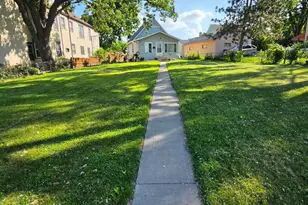 1025 43rd Ave N, Minneapolis, MN 55412 - Photo 2
