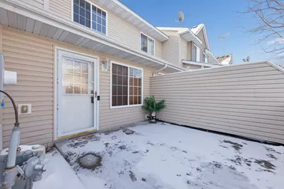 10739 Unity Lane N, Brooklyn Park, MN 55443 - Photo 2