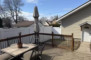 805 Harrison St, Eveleth, MN 55734 - Photo 8