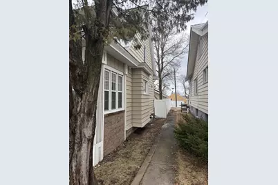 805 Harrison Street, Eveleth, MN 55734 - Photo 2