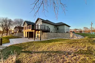 83987 Ridge Creek Dr, Clinton, MN 56278 - Photo 8
