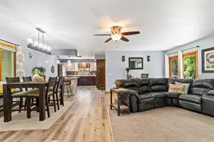 1417 Fairway Dr, Faribault, MN 55021 - Photo 6