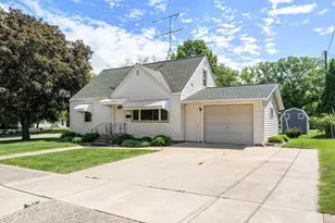 227 5th Ave NE, Faribault, MN 55021 - Photo 1
