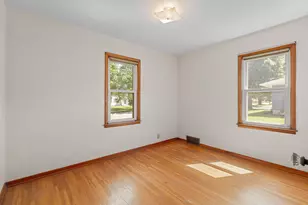 227 5th Ave NE, Faribault, MN 55021 - Photo 12