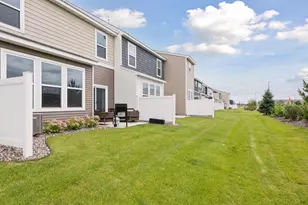 7205 Walnut Grove Way N, Maple Grove, MN 55311 - Photo 18