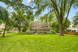 14711 Woodruff Rd, Wayzata, MN 55391 - Photo 1