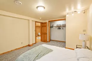 2007 2nd Ave SE, Austin, MN 55912 - Photo 32