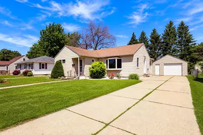 2007 2nd Avenue SE, Austin, MN 55912 - Photo 2