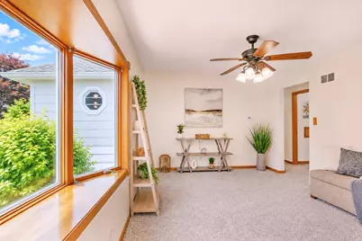 2007 2nd Avenue SE, Austin, MN 55912 - Photo 8