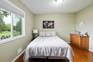 1515 Woodhill Rd, Burnsville, MN 55337 - Photo 16
