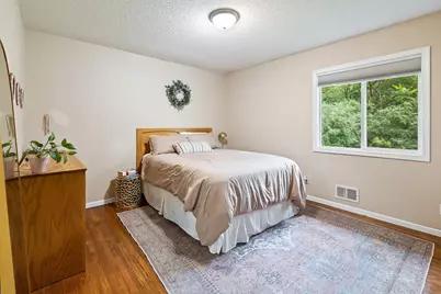 1515 Woodhill Road, Burnsville, MN 55337 - Photo 14