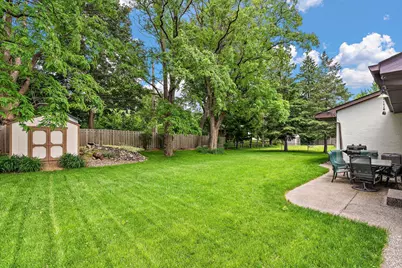 1265 Belmont Lane W, Roseville, MN 55113 - Photo 4