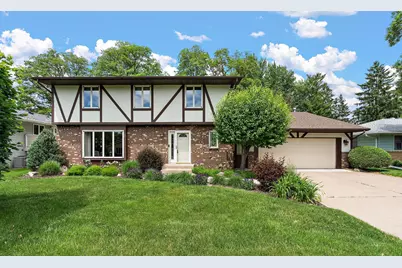 1265 Belmont Lane W, Roseville, MN 55113 - Photo 2