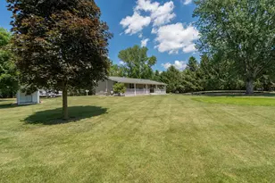 1106 N Main St, Janesville, MN 56048 - Photo 38