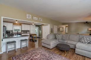 1106 N Main St, Janesville, MN 56048 - Photo 12
