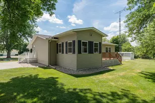 1106 N Main St, Janesville, MN 56048 - Photo 46