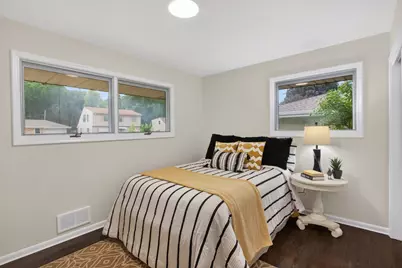 1607 Clarence Street, Saint Paul, MN 55106 - Photo 8