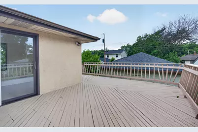 1607 Clarence Street, Saint Paul, MN 55106 - Photo 16
