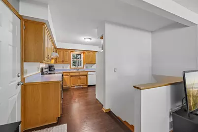 10121 96th Place N, Maple Grove, MN 55369 - Photo 12
