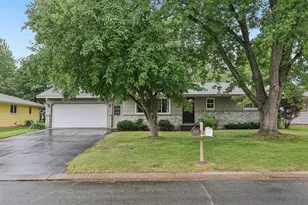 10121 96th Pl N, Maple Grove, MN 55369 - Photo 1