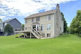8658 Upland Ln N, Maple Grove, MN 55311 - Photo 6