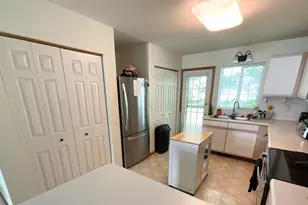1700 Carriage Homes Dr SW, Austin, MN 55912 - Photo 8