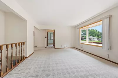6319 Unity Avenue N, Brooklyn Center, MN 55429 - Photo 4