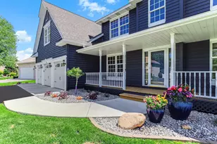 1720 Brant Cir, Eagan, MN 55122 - Photo 2