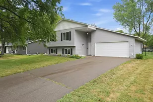 8923 Janero Ave S, Cottage Grove, MN 55016 - Photo 2