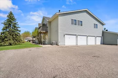 1604 Helmo Avenue N, Oakdale, MN 55128 - Photo 32