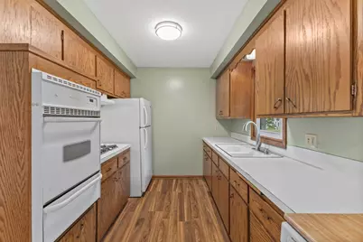 7360 Tempo Terrace NE, Fridley, MN 55432 - Photo 10