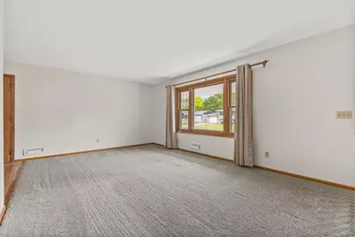 7360 Tempo Terrace NE, Fridley, MN 55432 - Photo 6