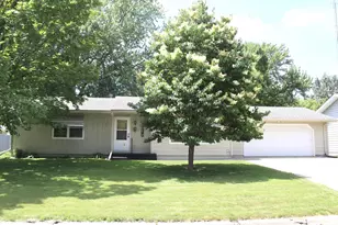 611 Grand Ave NW, Silver Lake, MN 55381 - Photo 1