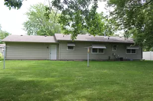 611 Grand Ave NW, Silver Lake, MN 55381 - Photo 2