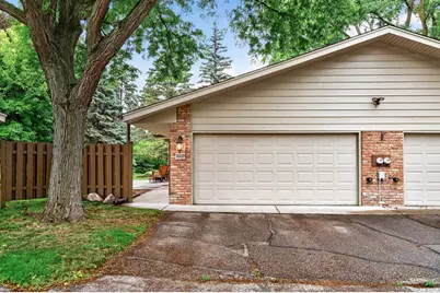 9609 Lonsdale Circle, Minnetonka, MN 55305 - Photo 1