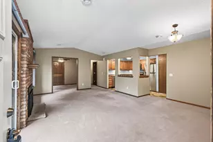 9609 Lonsdale Cir, Minnetonka, MN 55305 - Photo 4