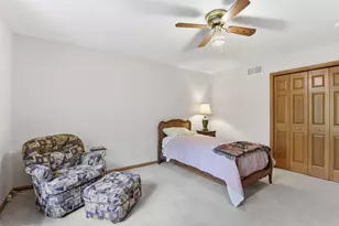1266 Deerwood Dr, Eagan, MN 55123 - Photo 36