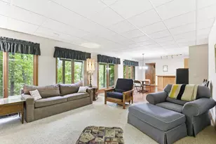 1266 Deerwood Dr, Eagan, MN 55123 - Photo 44