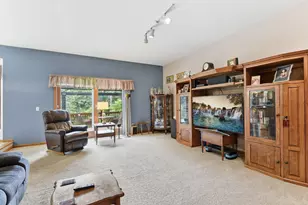 1266 Deerwood Dr, Eagan, MN 55123 - Photo 18