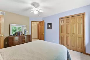 1266 Deerwood Dr, Eagan, MN 55123 - Photo 38