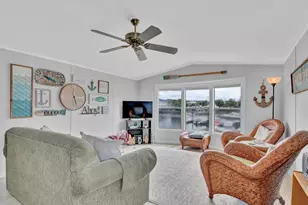 201 S Franklin St, Lake City, MN 55041 - Photo 6