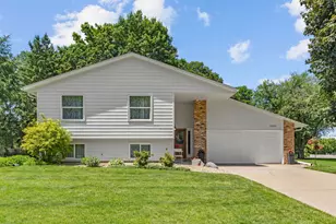 12803 Everest Ave, Apple Valley, MN 55124 - Photo 1