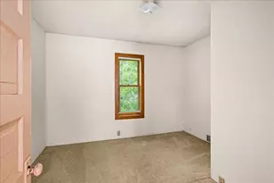 720 N 23rd Ave W, Duluth, MN 55806 - Photo 14